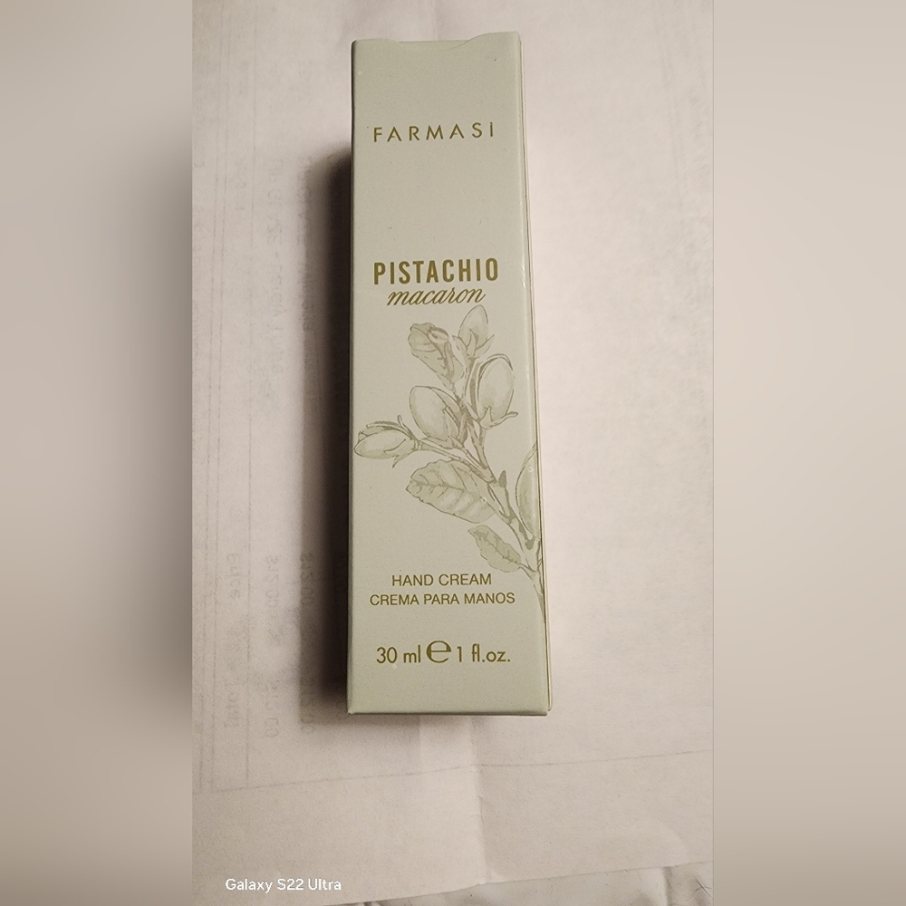 Pistachio Macaron Hand Cream